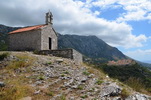 Černá Hora - Na podruhé jsme ho našli, kostelík na kopci
