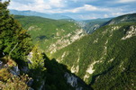Bosna a Hercegovina - Silnice R408, u Martina Brodu